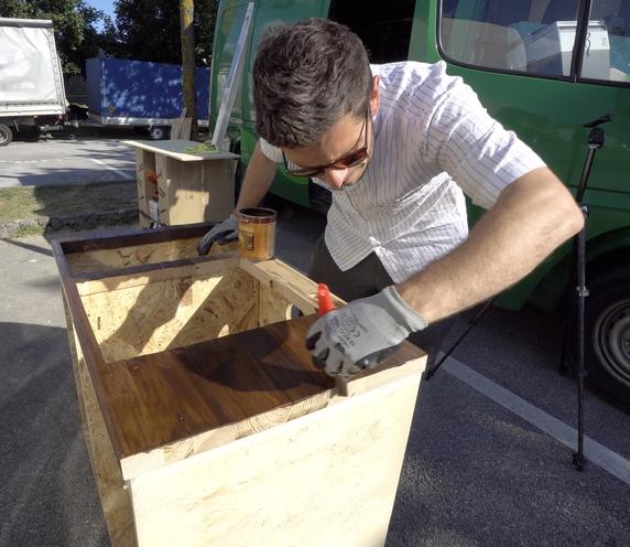 Building cheap DIY camper